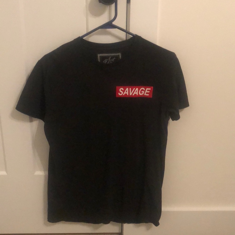 Men’s art district T-shirt savage size medium. GC